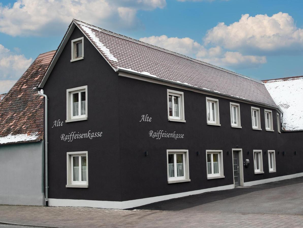 Apartment Alte Raiffeisenkasse Ротенбург-на-Таубері Екстер'єр фото